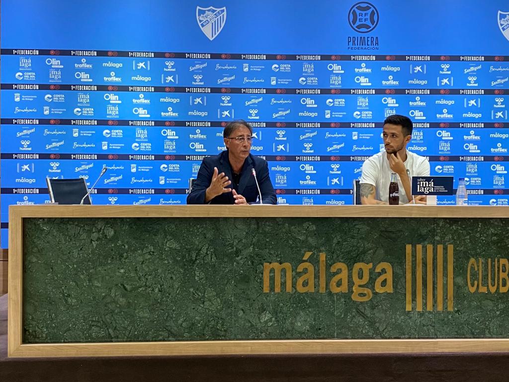 Loren Juarros en la presentación de Nélson Monte con el Málaga