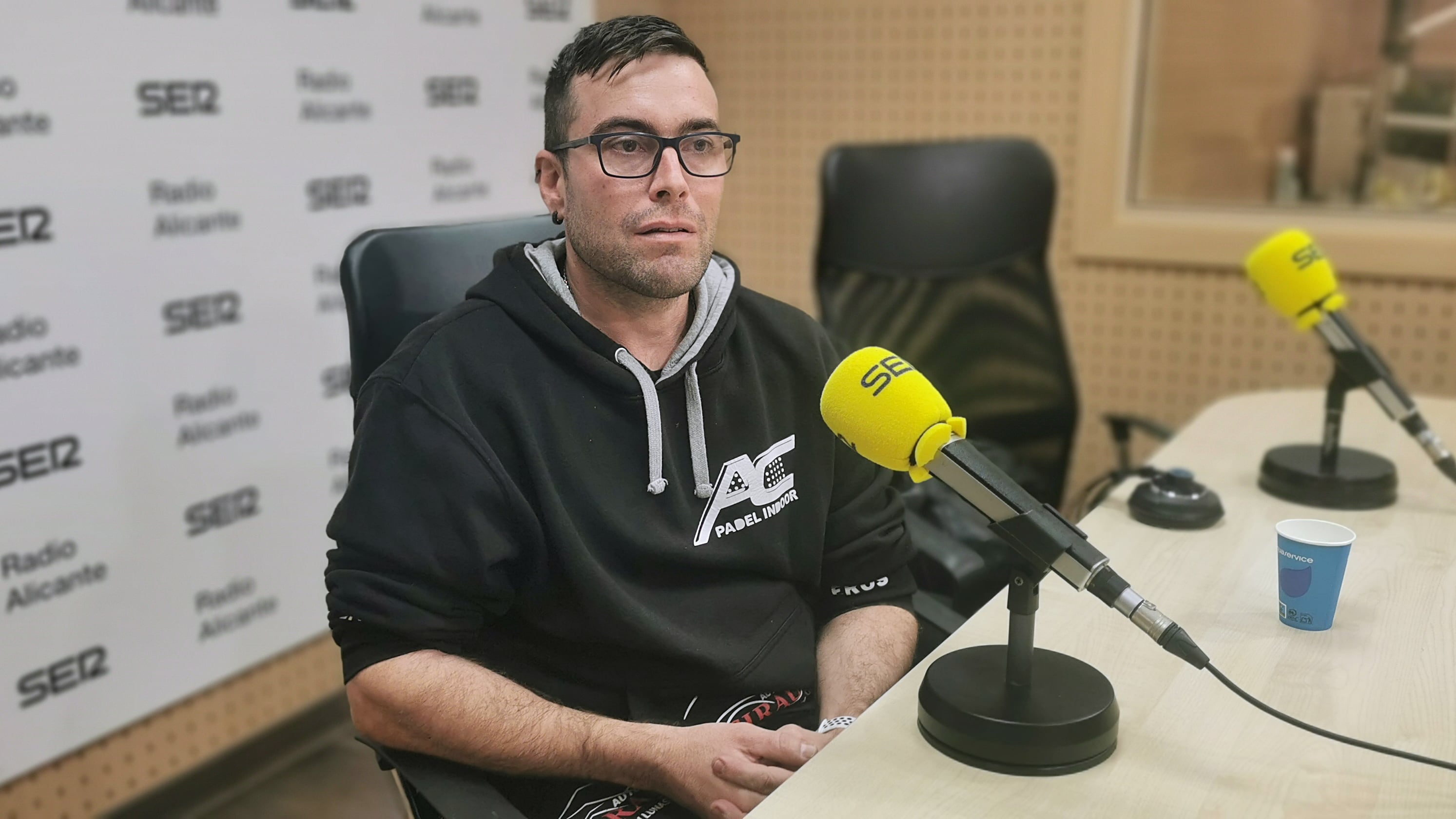 Josu Retuerto, padre del pequeño con una discapacidad neurológica que escapó del colegio trepando por un árbol del patio de recreo