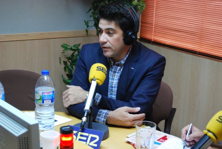 Alcalde de Alcorcón, David Pérez, en los estudios de Ser Madrid Oeste