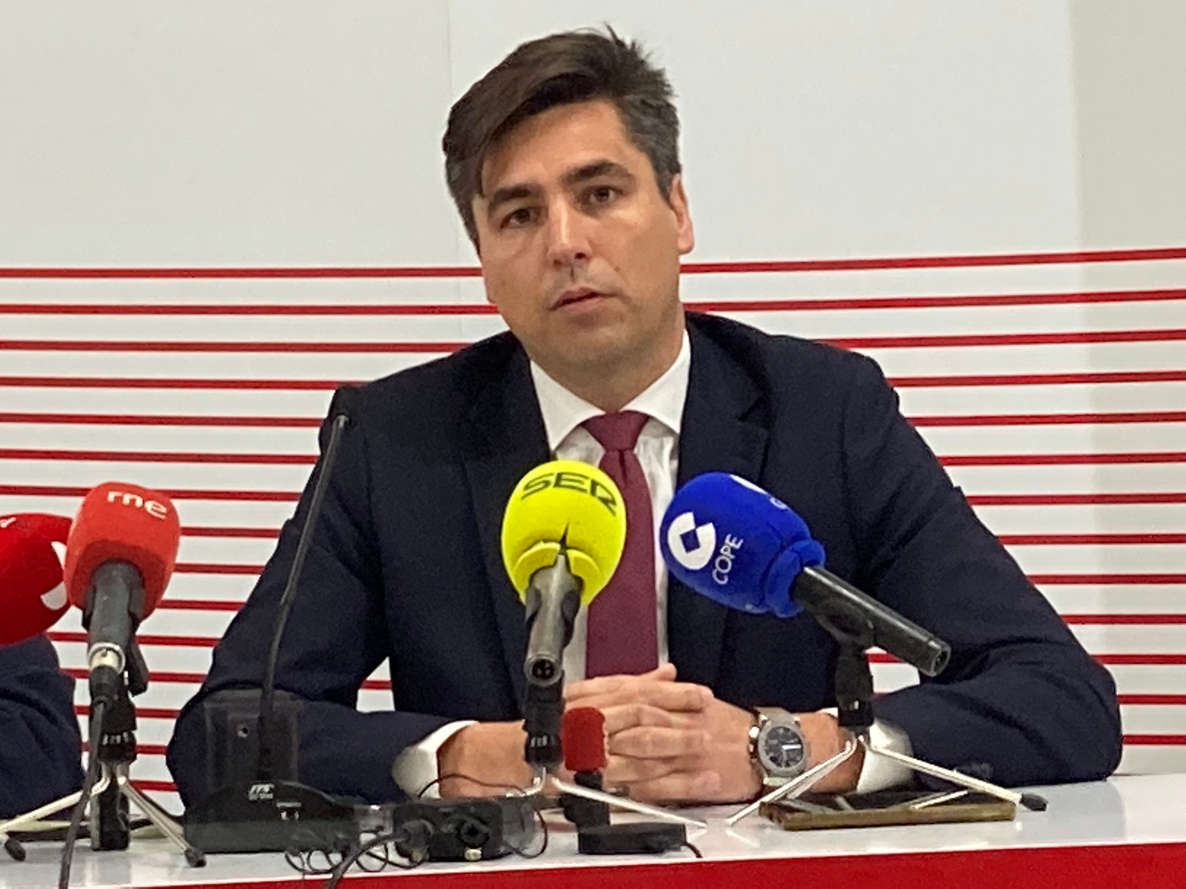 Carlos Montesino durante la presentación del acuerdo con Jesús Caro