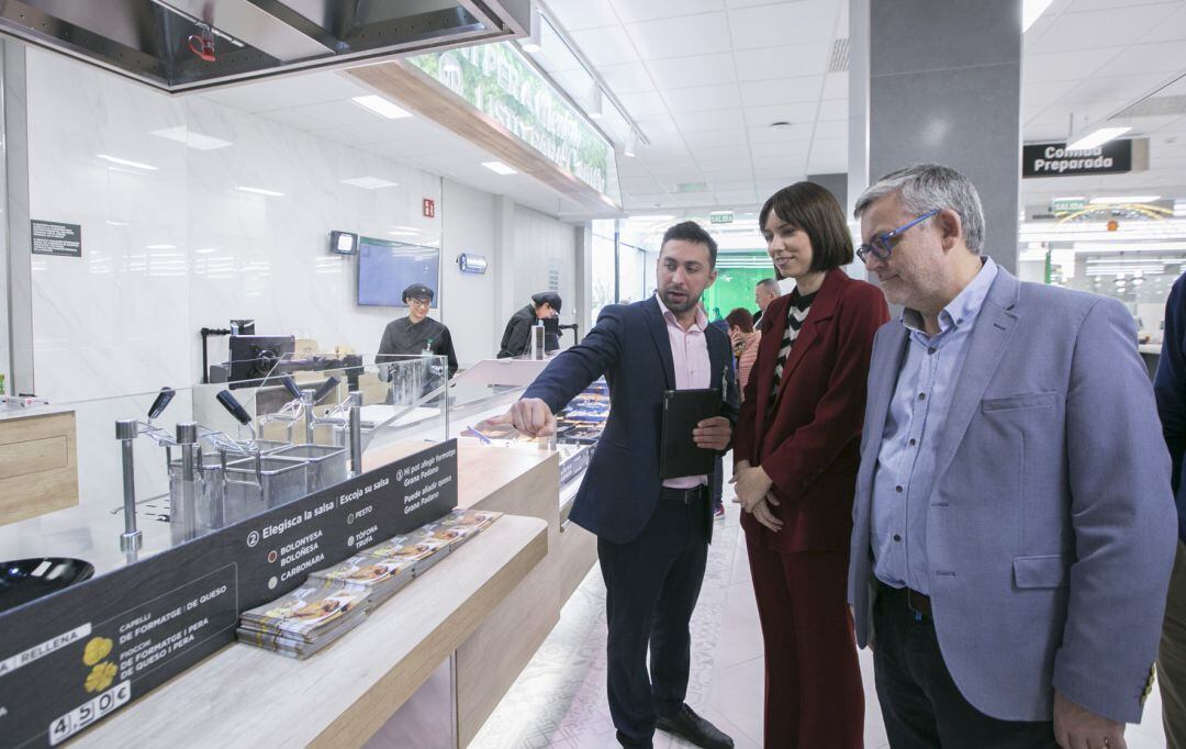 Inauguración de la nueva tienda eficiente de Mercadona en Gandia