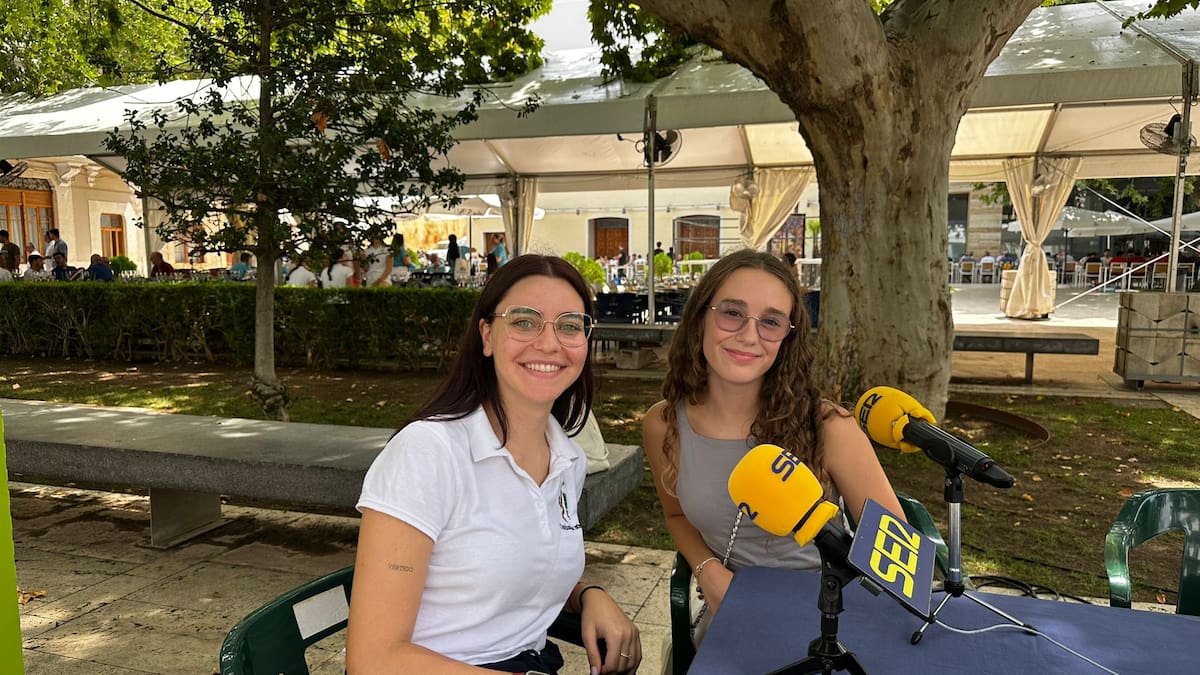 Entrevista a Aitana Seguí y Isabela Revert. Contrabando 2025