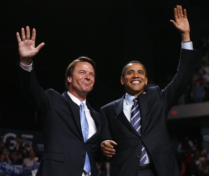 John Edwards en un mitin con Barack Obama.