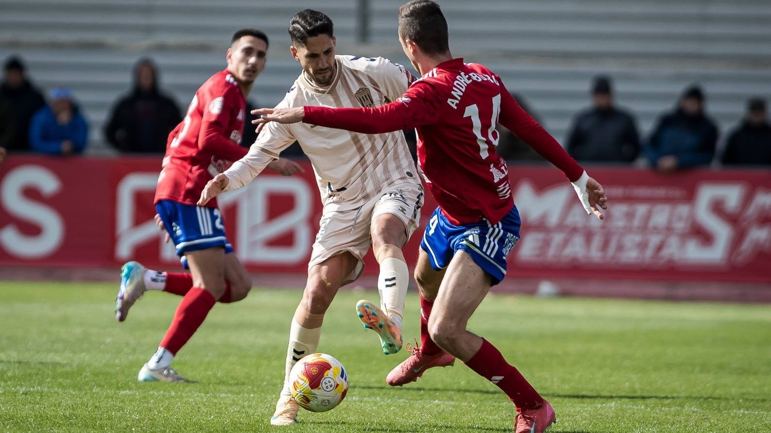 El Eldense regresa de Tarazona con tres puntos de oro