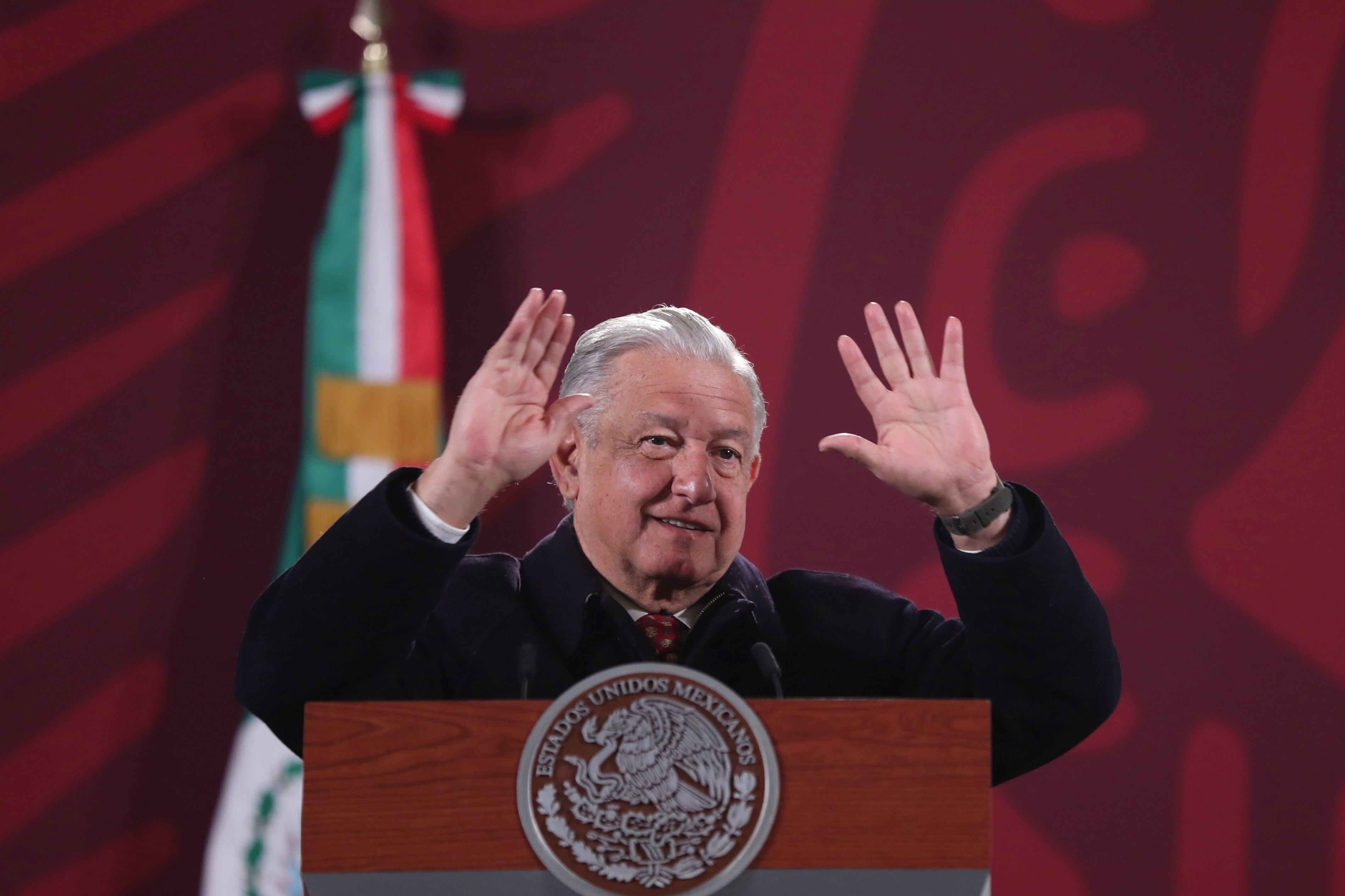 El presidente de México, Andrés Manuel López Obrador, habla en su rueda de prensa matutina este miércoles en Palacio Nacional, de la Ciudad de México