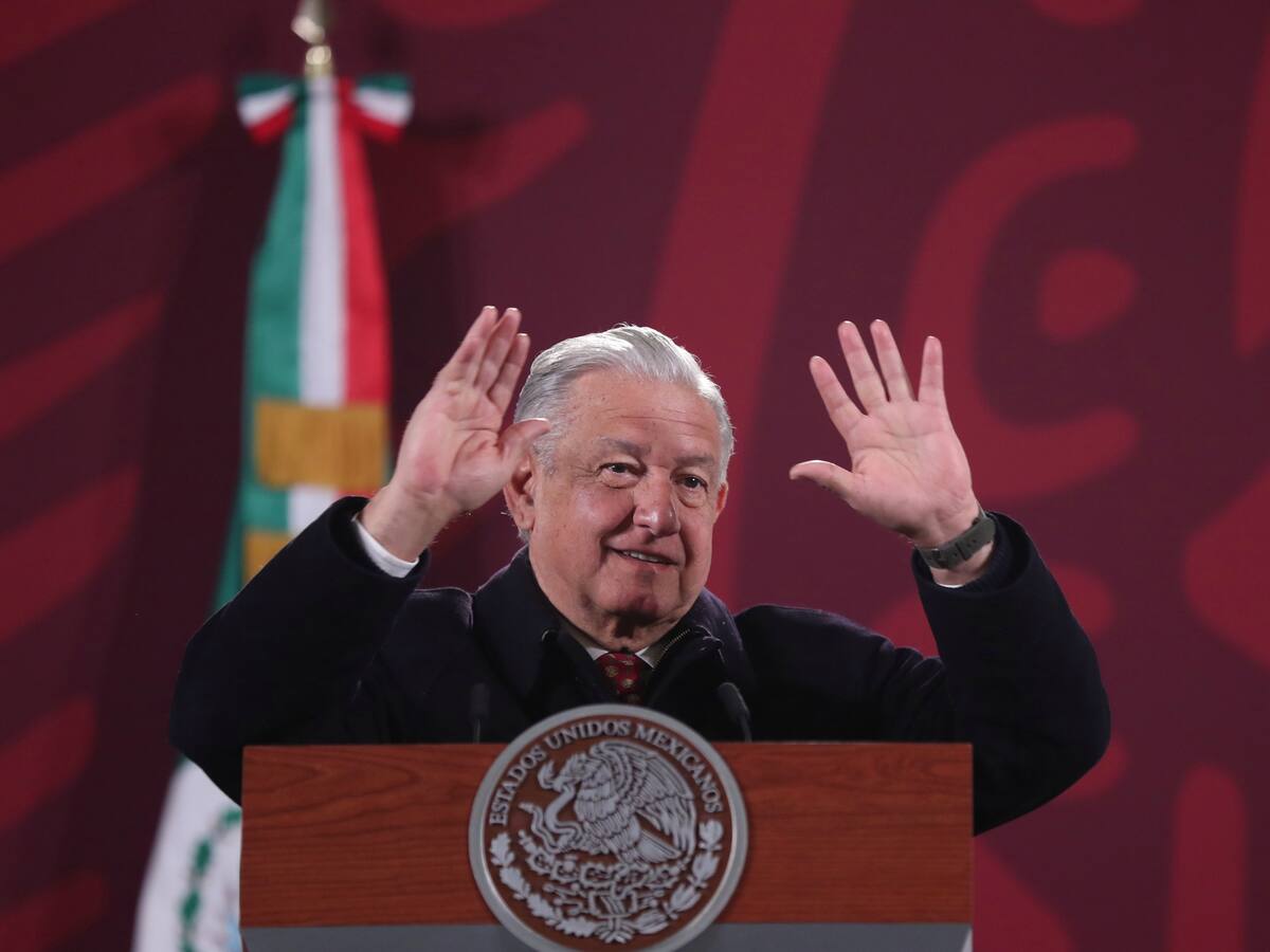 López Obrador propone hacer "una pausa" en la relación entre México y España