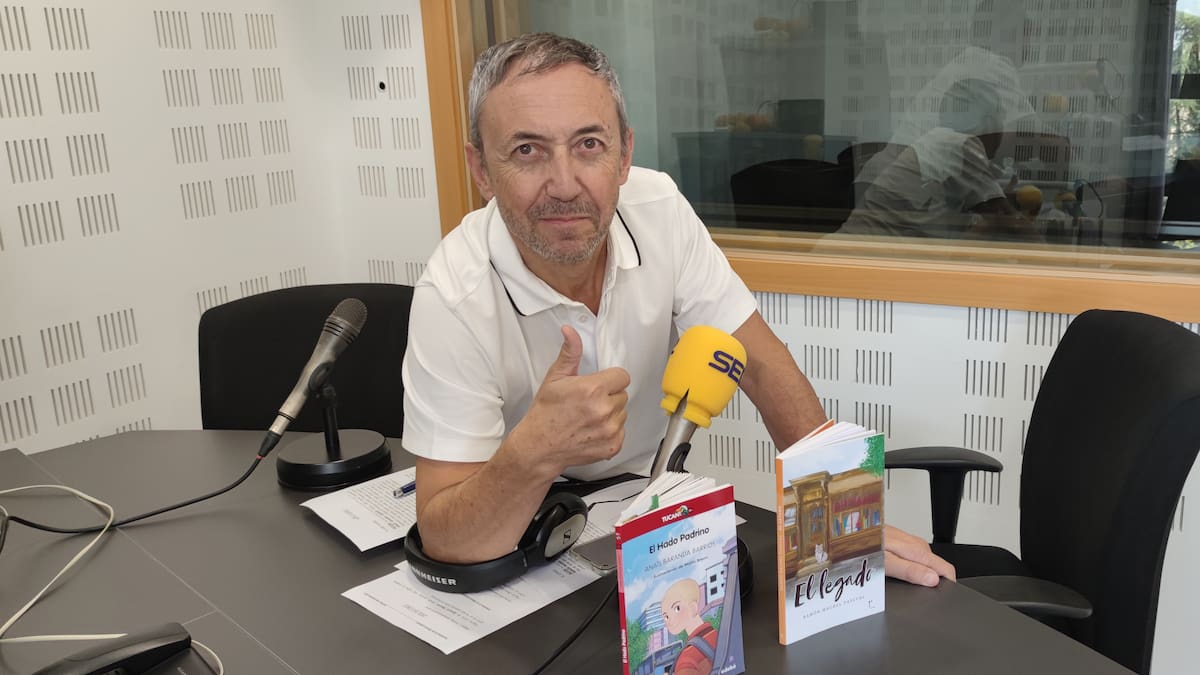 El Rincón Literario con Chema Contreras. Entrevista a Ramón Maurel. (06/10/2022)