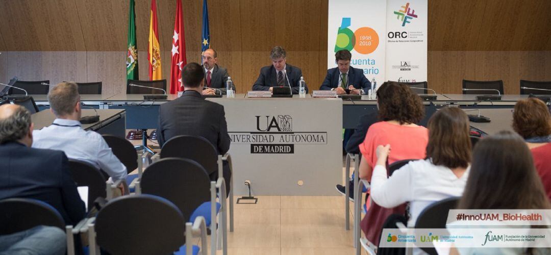 Empresas y profesioanles particulares hablan de innovación en salud