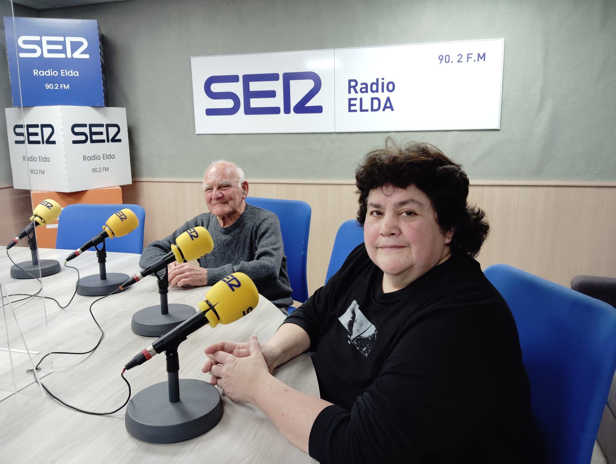 Martín Cutillas y Pilar López, miembros de la Plataforma de Afectados por la Hipoteca Elda - Petrer