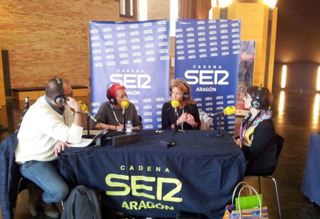 Hoy por Hoy Zaragoza se ha emitido desde las I Jornadas Feministas de Zaragoza