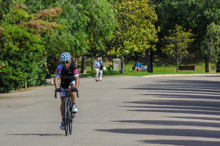 Ciclista se prepara para correr la Quebrantahuesos