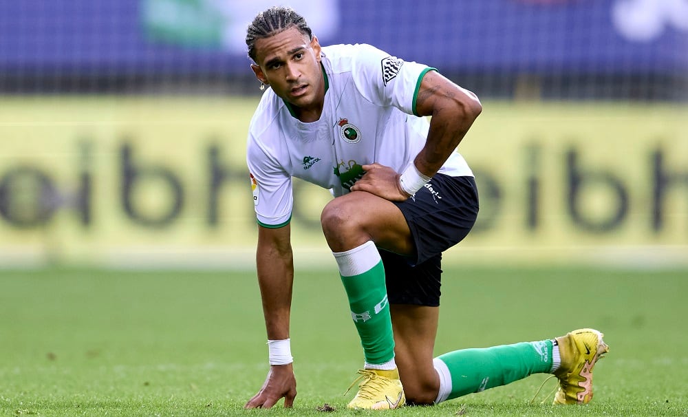 Jordi Mboula, en un partido con el Racing de Santander