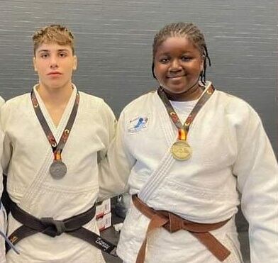 Sandro Plá y Sogona Magassa. Foto: CJ Binéfar