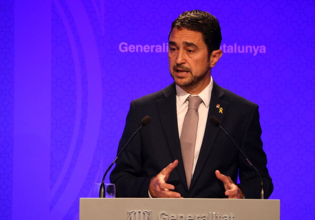 El conseller de Territori i Sostenibilitat, Damià Calvet, en roda de premsa