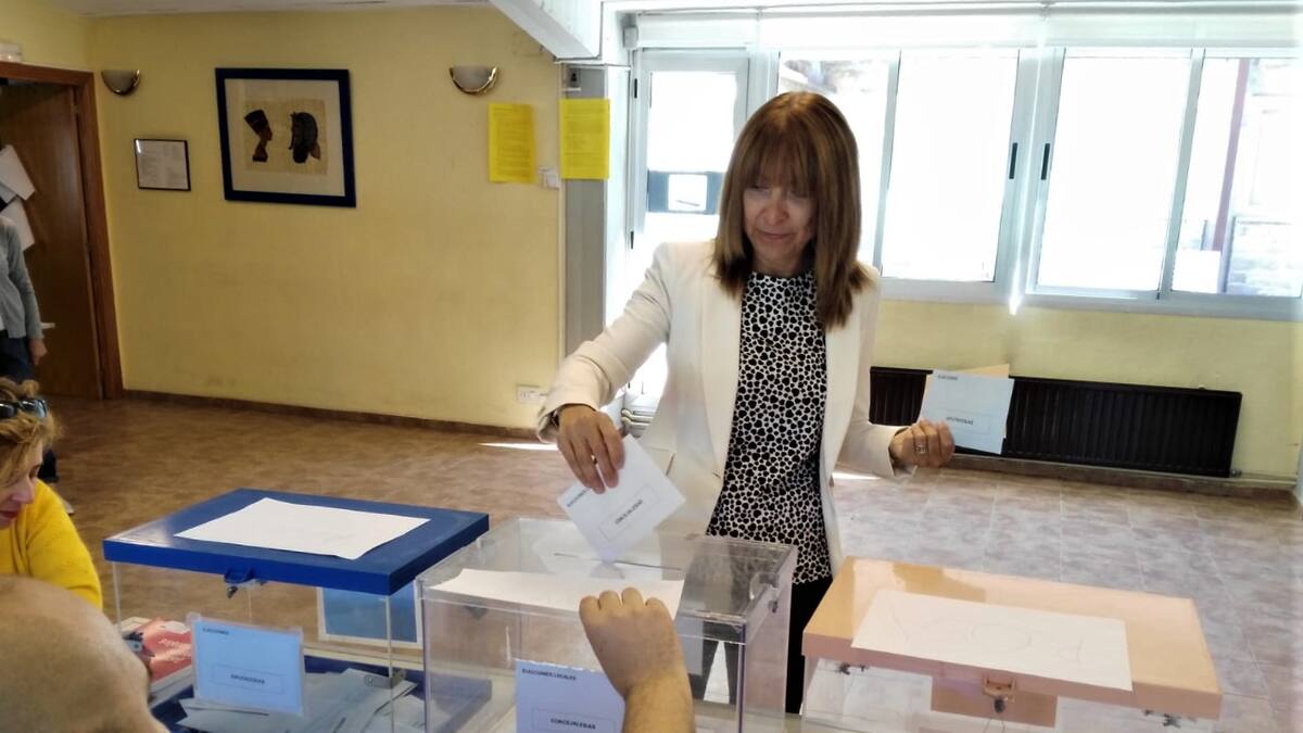 El PSOE de Sabiñánigo mayoría absoluta. Berta Fernández alcaldesa