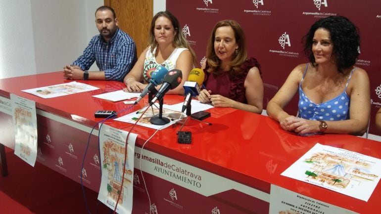 Jacinta Monroy preside la presentación de las Fiestas Patronales de Argamasilla de Calatrava