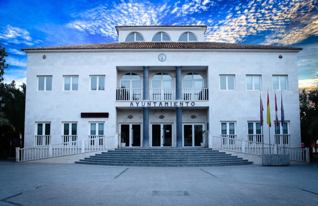 Fachada del Ayuntamiento de Lorquí