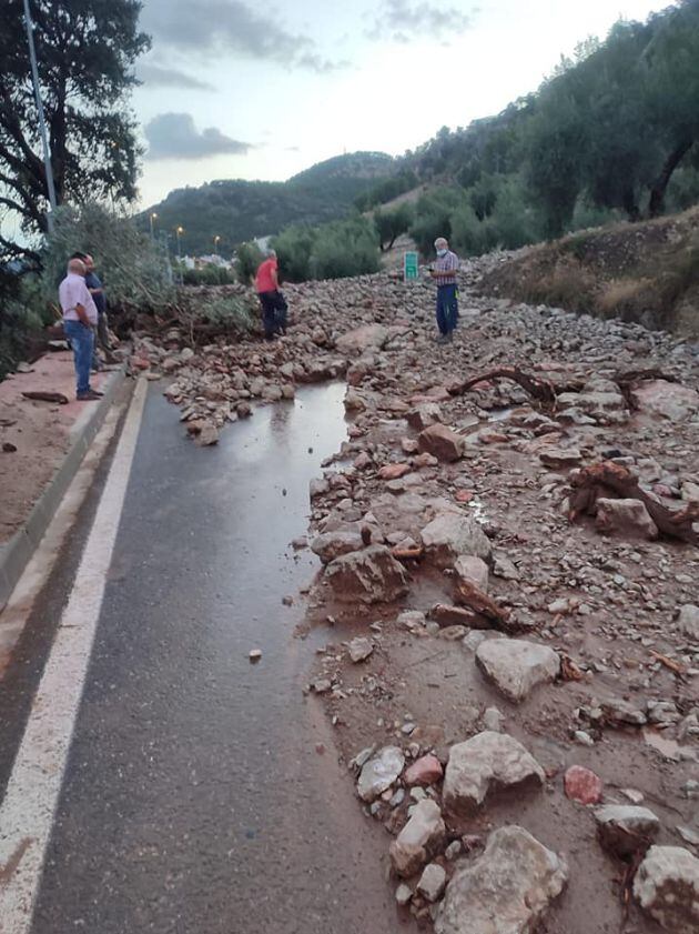 La tormenta colapsó con derrumbes la A-319 del P.N. de Cazorla, Segura y las Villas y destrozó muchos caminos agrícolas