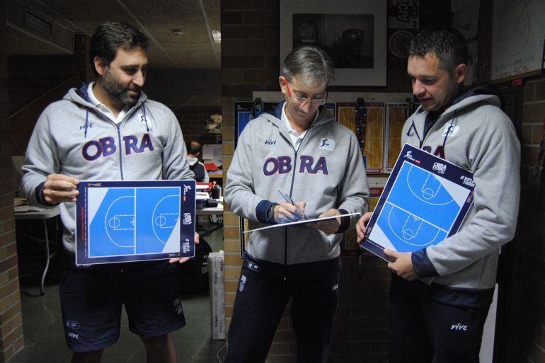 Los técnicos (Gonzalo, Moncho y Víctor) buscarán soluciones a las lesiones