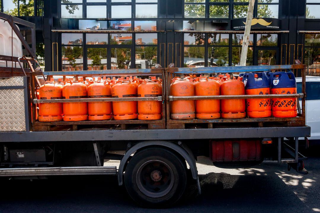 Un repartidor de bombonas de butano, en Madrid