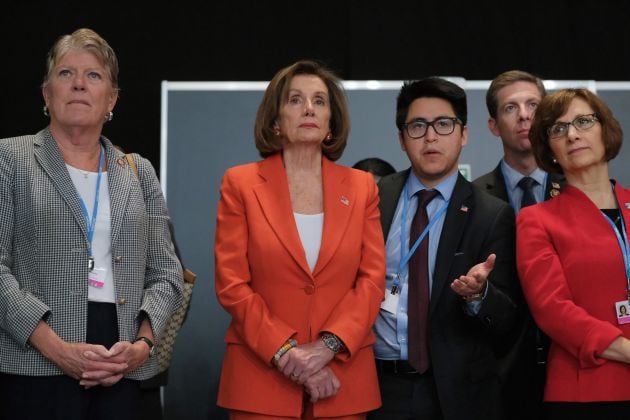 La delegación de EEUU con Nancy Pelosi al frente.