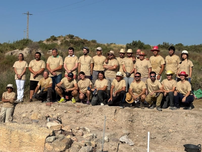 Importantes hallazgos arqueológicos de la época andalusí y romana en el yacimiento de las Cabezuelas de Totana.