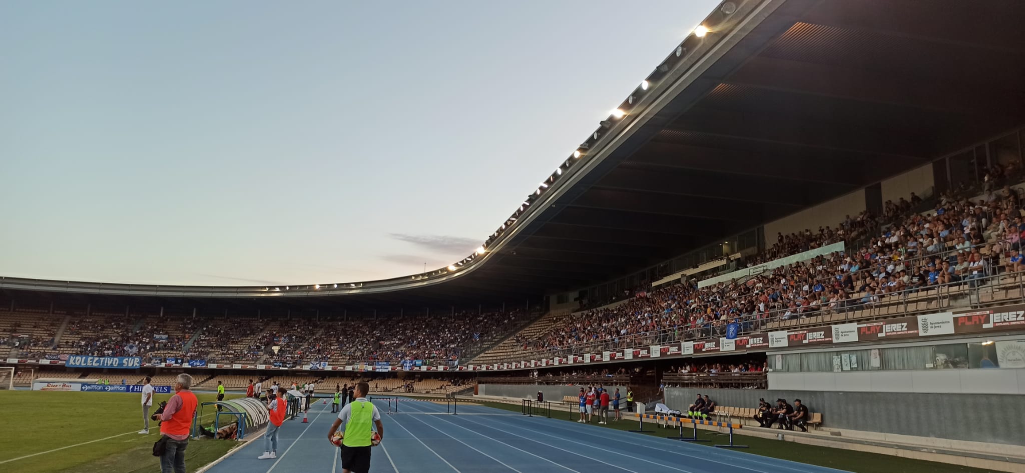 Gran ambiente en el Estadio Municipal de Chapín