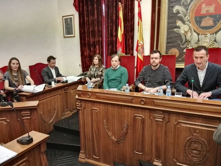 Nueva ubicación de Ilicitanos por Elche y Partido de Elche