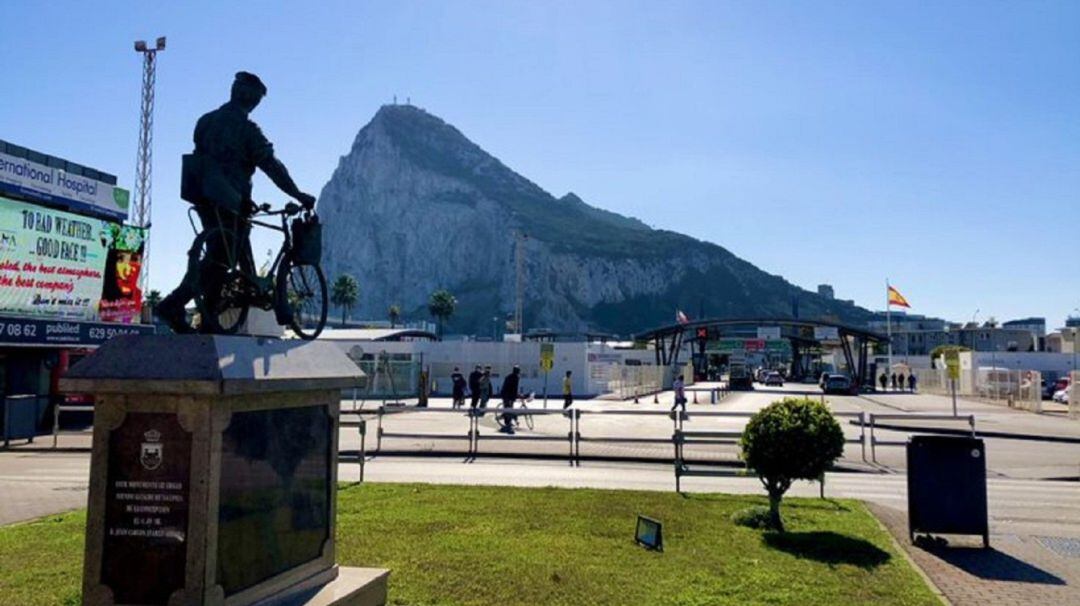 Frontera entre La Línea y Gibraltar.