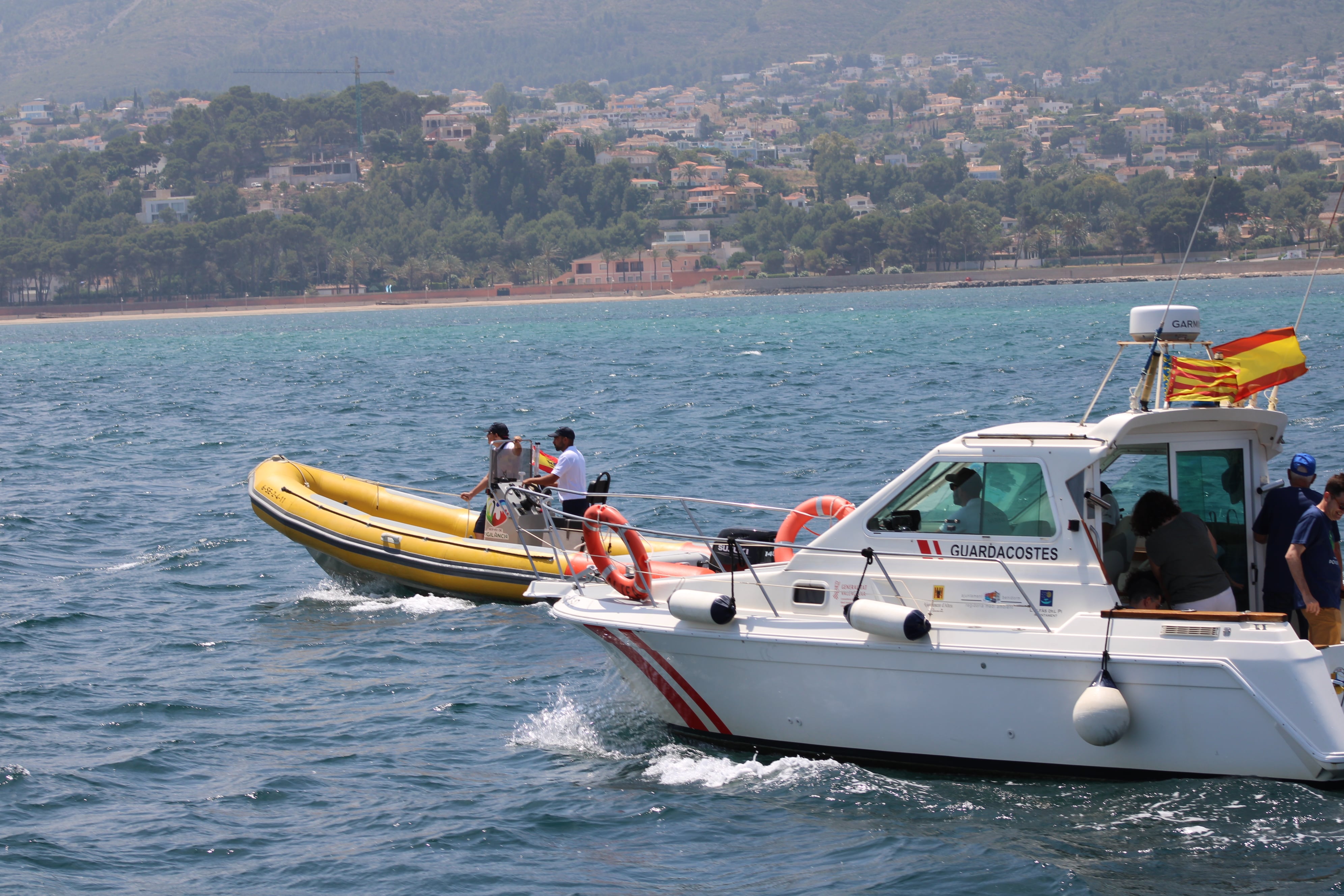 Servicio de vigilancia marina para la protección de la posidonia.