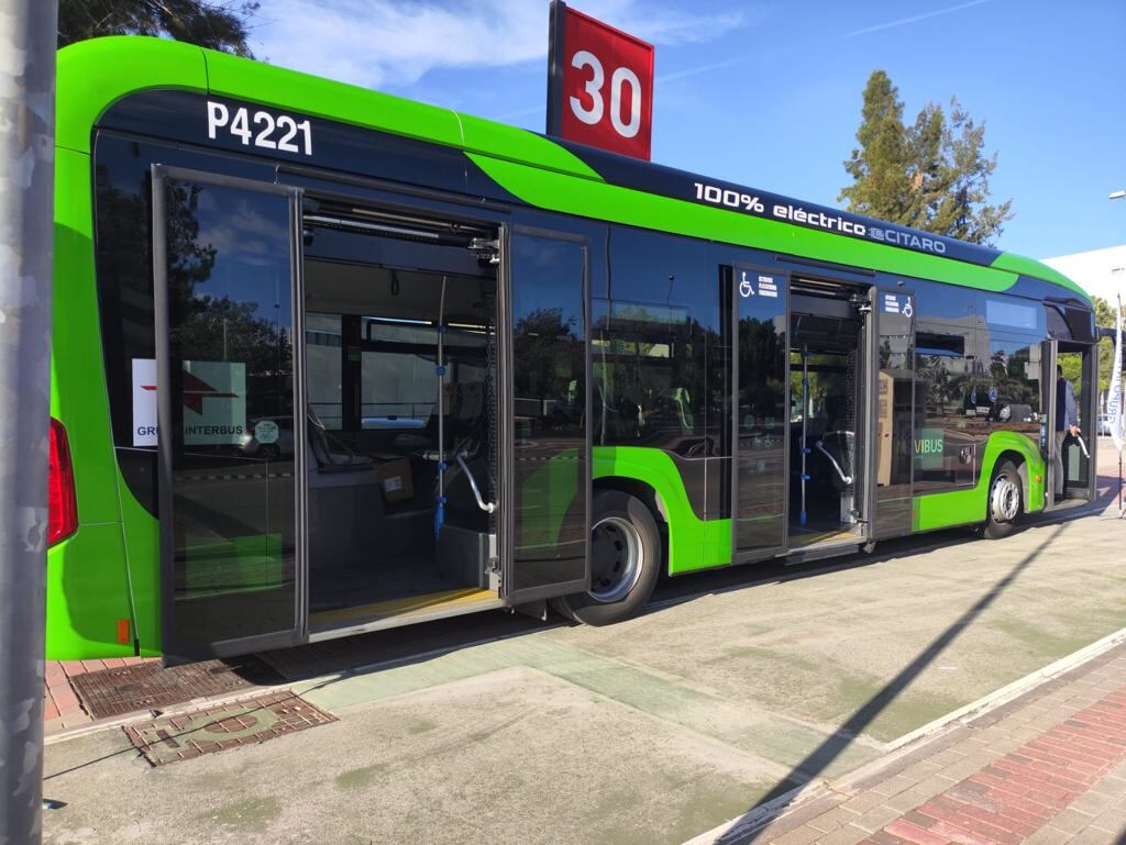 Nuevo modelo de autobús eléctrico en fase de prueba en la Región de Murcia