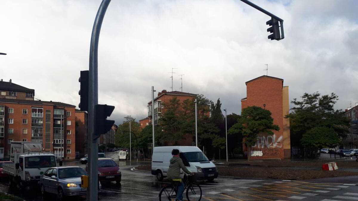 Reforma de la rotonda de Esmaltaciones y calle Iturritxu, lo analizamos con el Colegio de arquitectos.