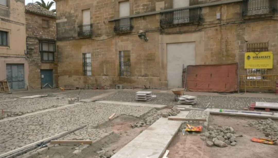 Obras en la plaza de Santa Clara, en el centro histórico