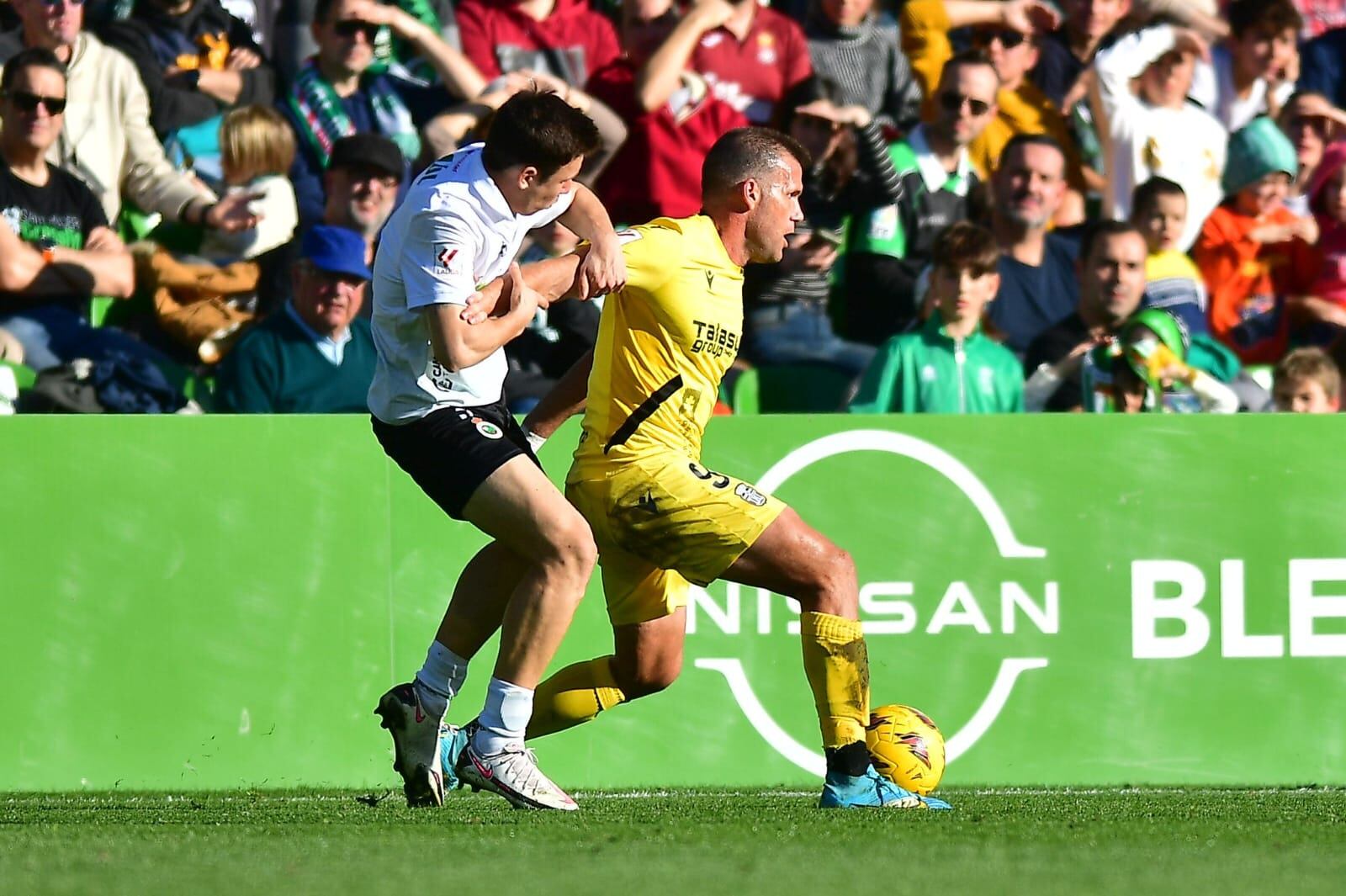 Ortuño con el balón