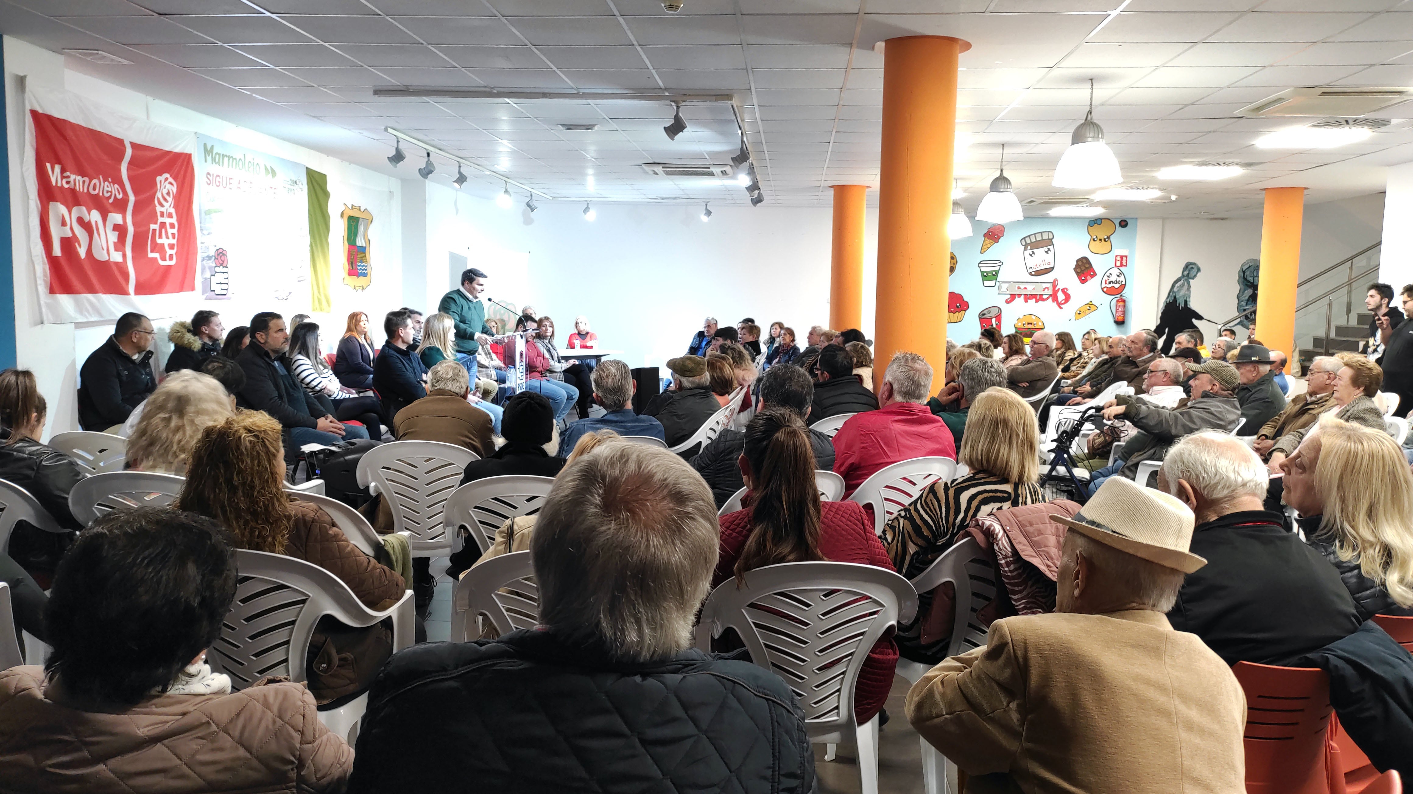 Asamblea del PSOE de Marmolejo para configurar la lista a las elecciones municipales de mayo.