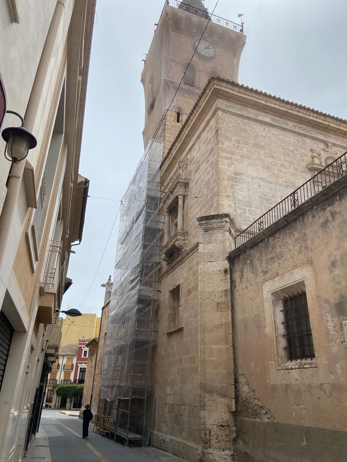 Andamios en la Iglesia de Santiago
