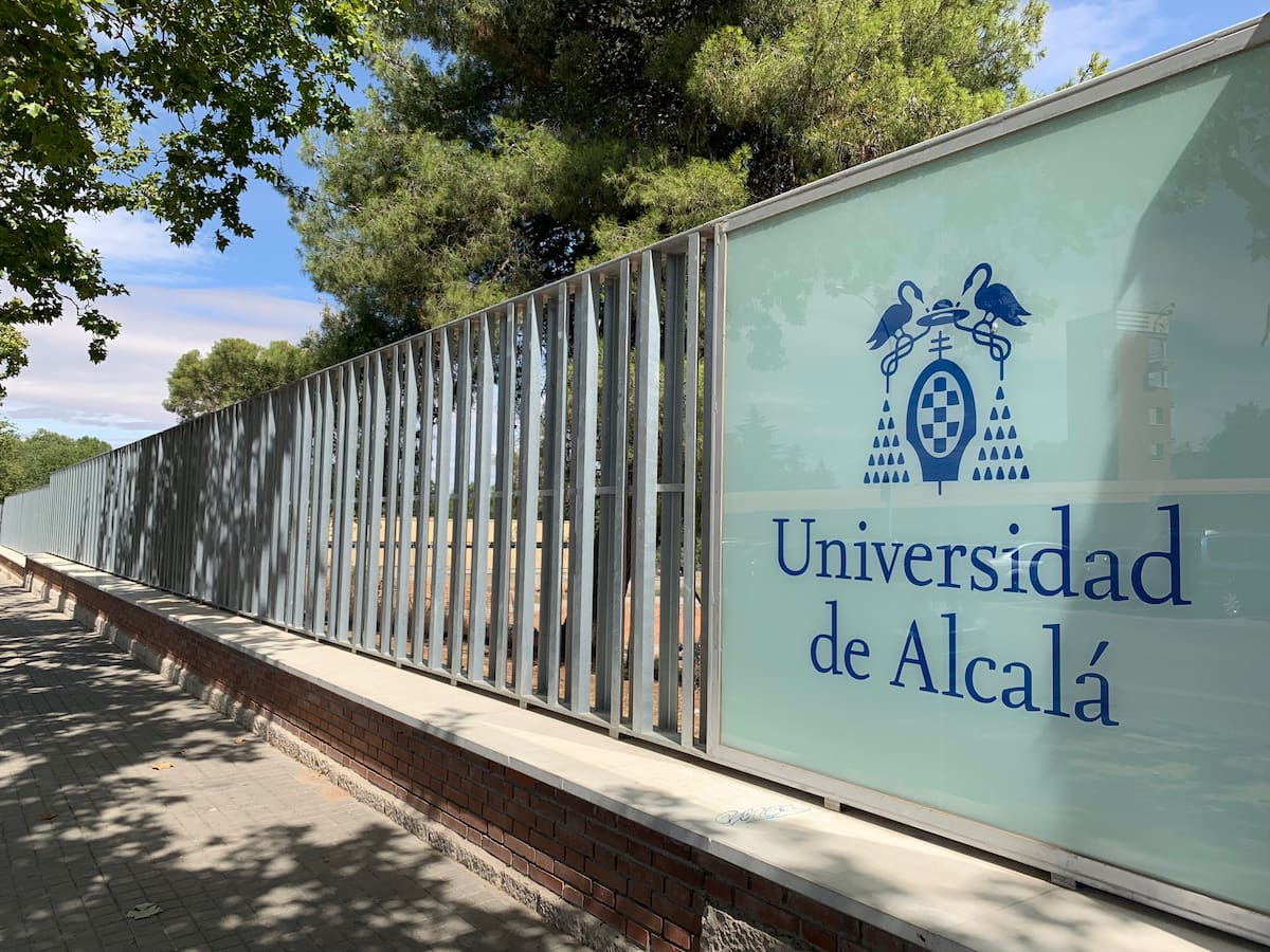 Lanzaderas para los estudiantes de la Universidad de Alcalá en Guadalajara