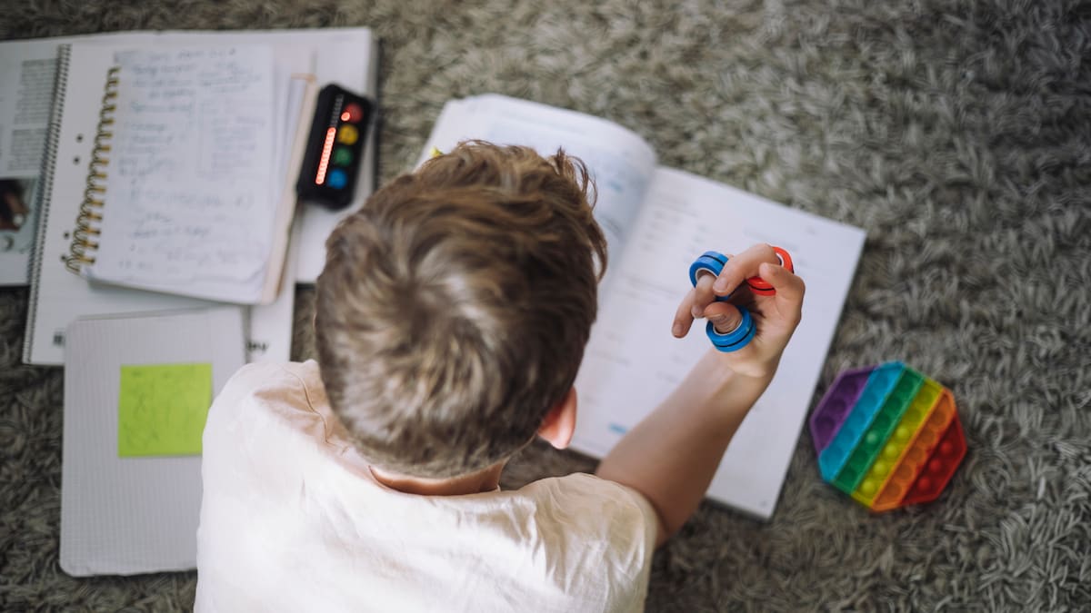 38 familias denuncian presiones para abandonar centros públicos preferentes TEA en la Comunidad