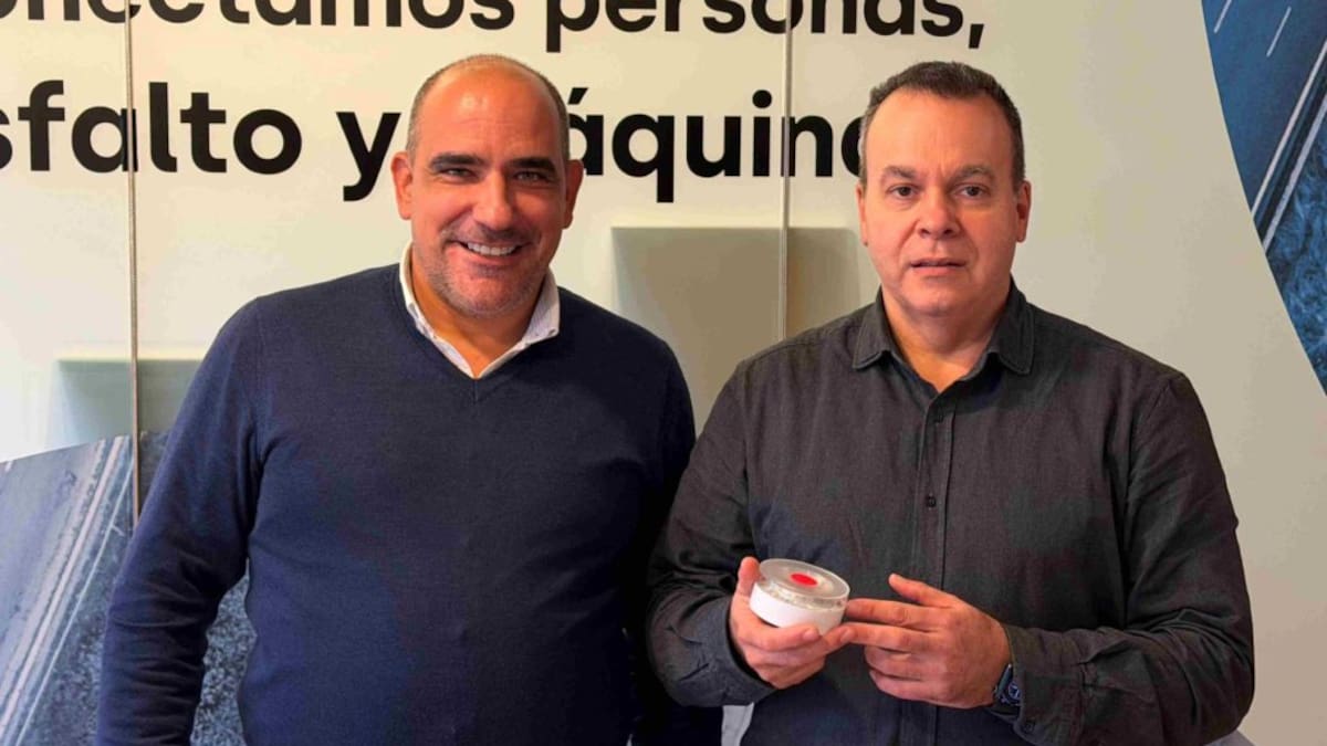 Los inventores de la baliza V-16 responden sin tapujos: “Ha faltado muchísima más información por parte de la DGT a los conductores”