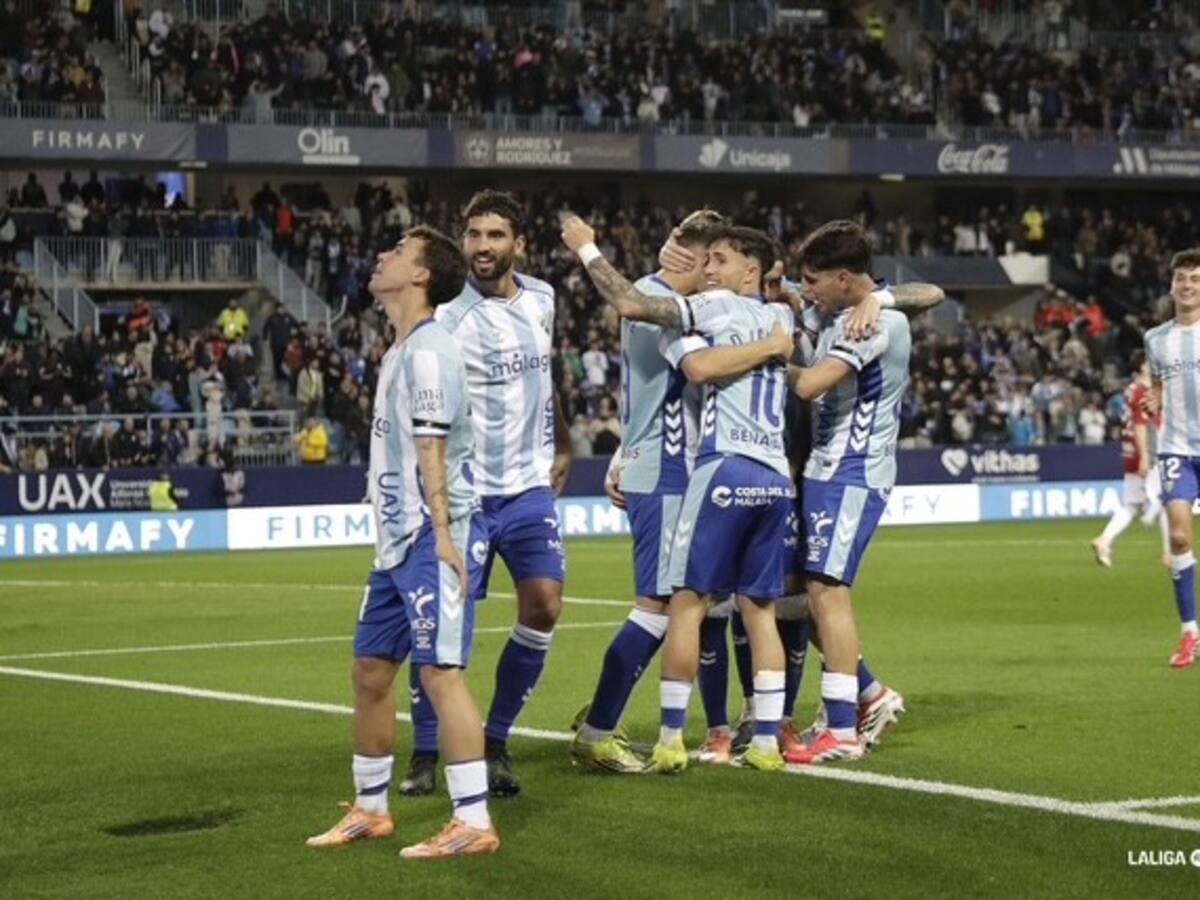 Un gol de Joaquín Muñoz cambia el decorado y le vale al Málaga para ganar al Albacete (1-0)