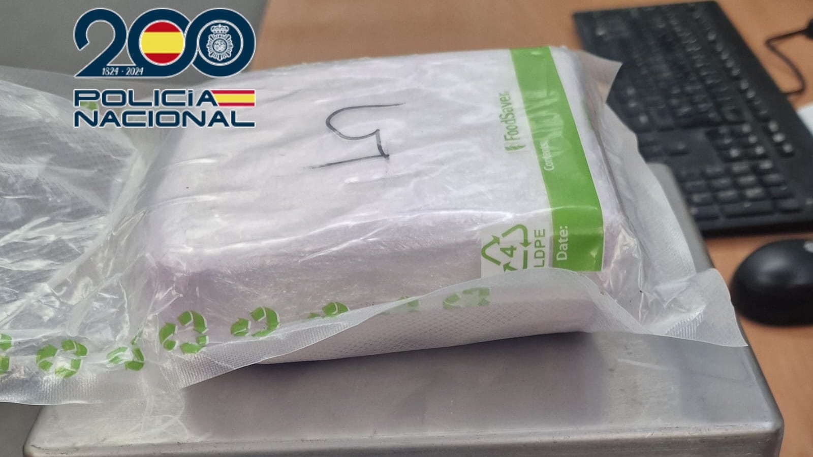 Roca de cocaína de 580 gramos incautada en el registro del vehículo