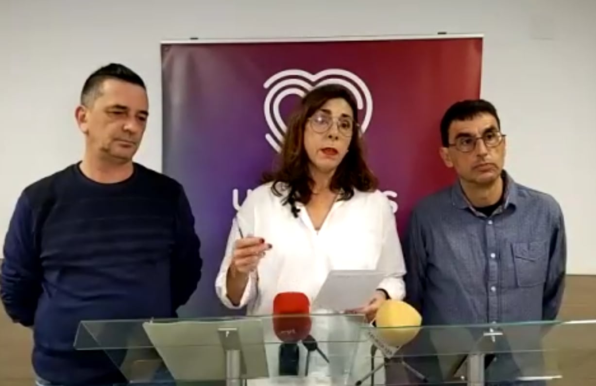 La portavoz de Unidas Podemos, Marga Arroyo, explica las inversiones para la provincia