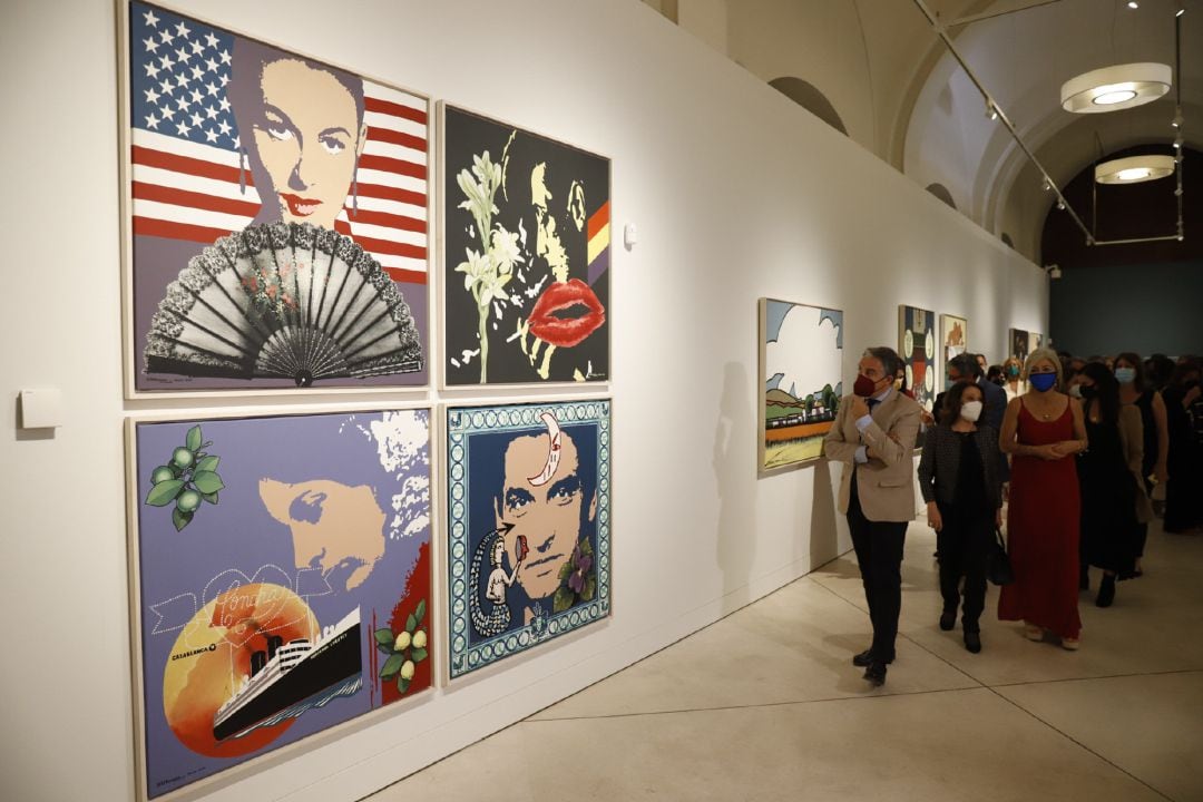 El consejero de la Presidencia, Elías Bendodo (1i), y la de Cultura y Patrimonio Histórico, Patricia del Pozo (1d), inauguran la sala de exposiciones temporales del Museo de Málaga &#039;Eugenio Chicano&#039; a 31 de mayo del 2021 en Málaga, Andalucía, España