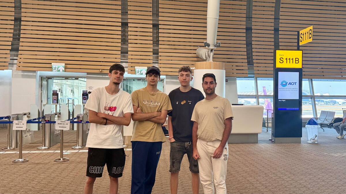 Sergio, joven de Pinto de vacaciones en Tailandia, nos cuenta como vivió el y otros tres amigos el terremoto que se dejo notar en la capital.