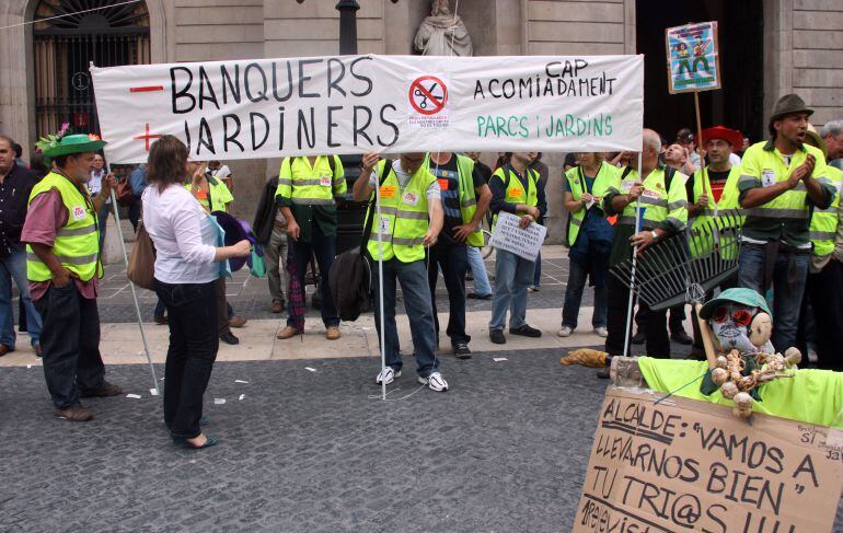 Comissions Obreres denuncia que l'externalització de serveis perjudica els treballadors i no suposa un estalvi per les administracions