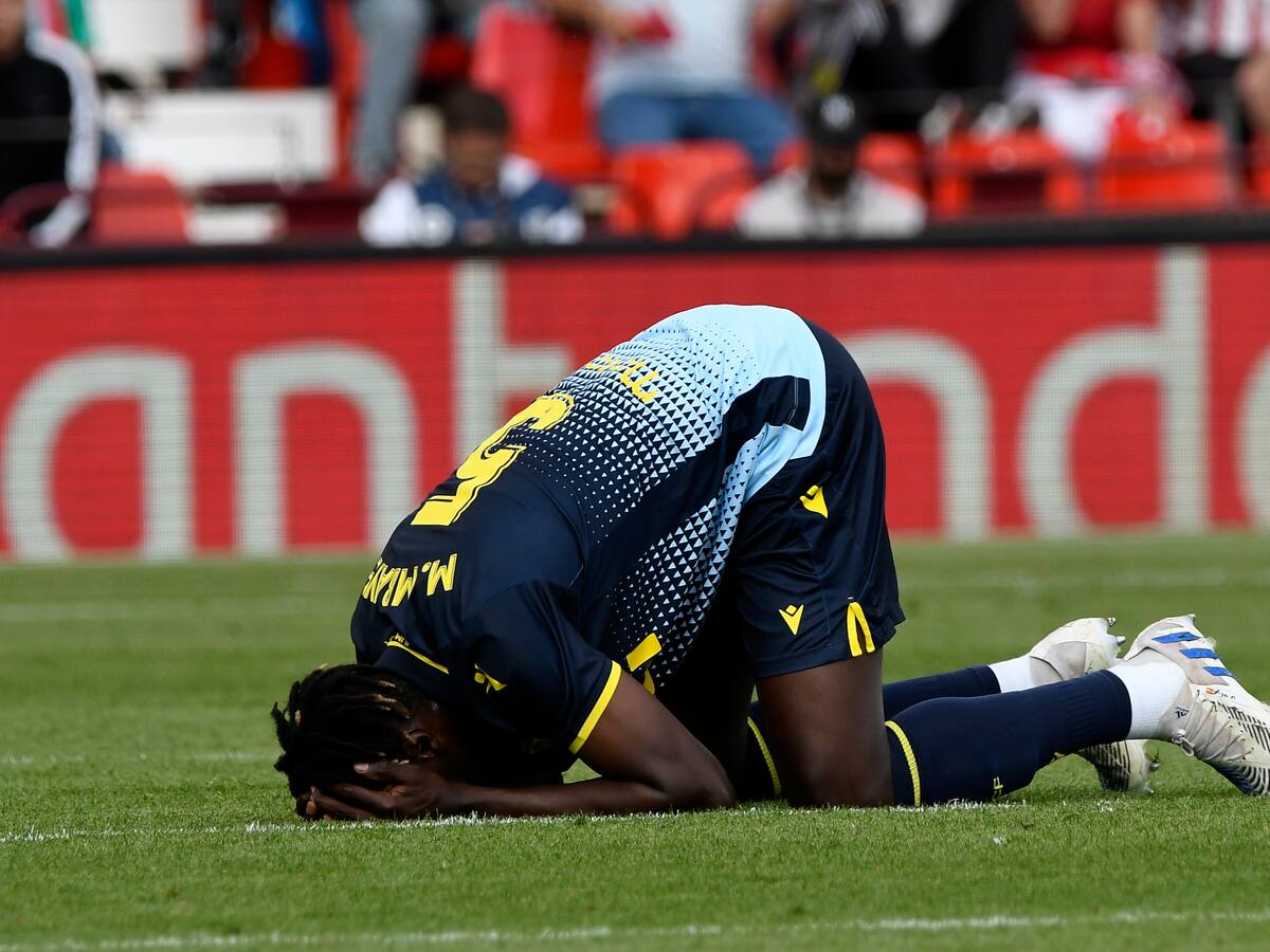 Otro penalti y otros dos puntos que vuelan en el añadido