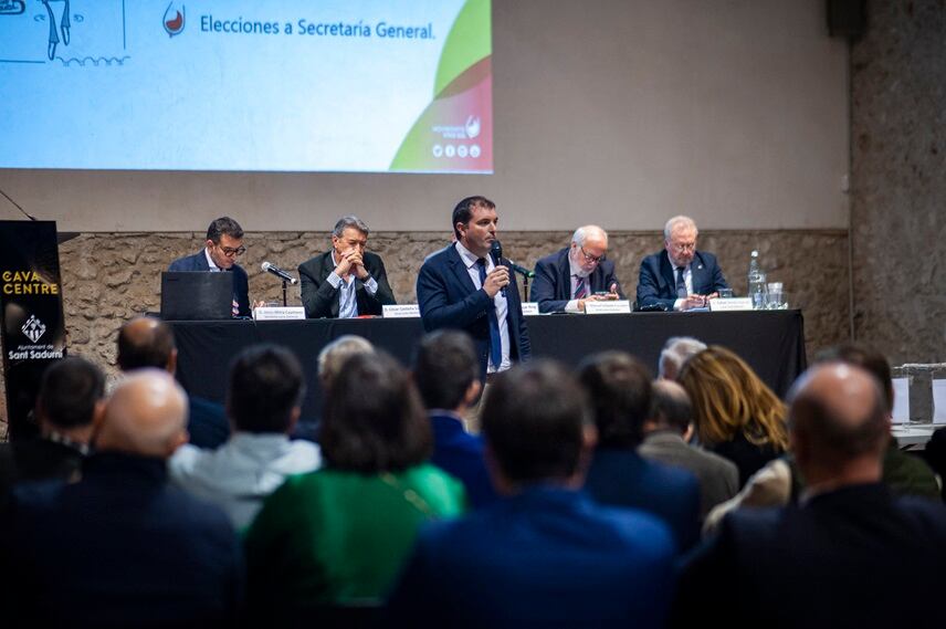 Navarra reelegida para la presidencia de CECRV