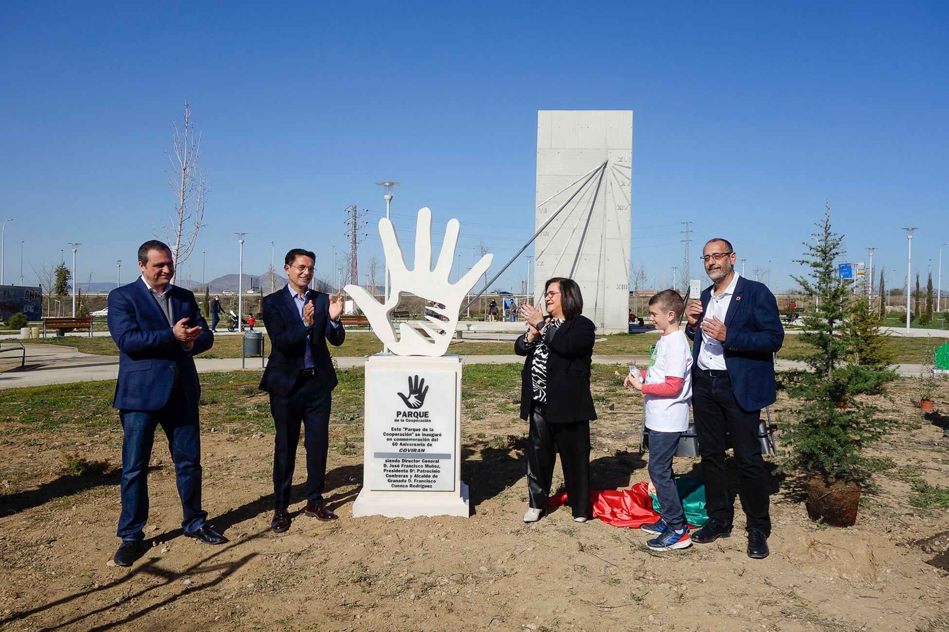 Inauguración del &#039;Parque de la Cooperación&#039; en Granada dedicado al 60 aniversario de la cooperativa COVIRÁN