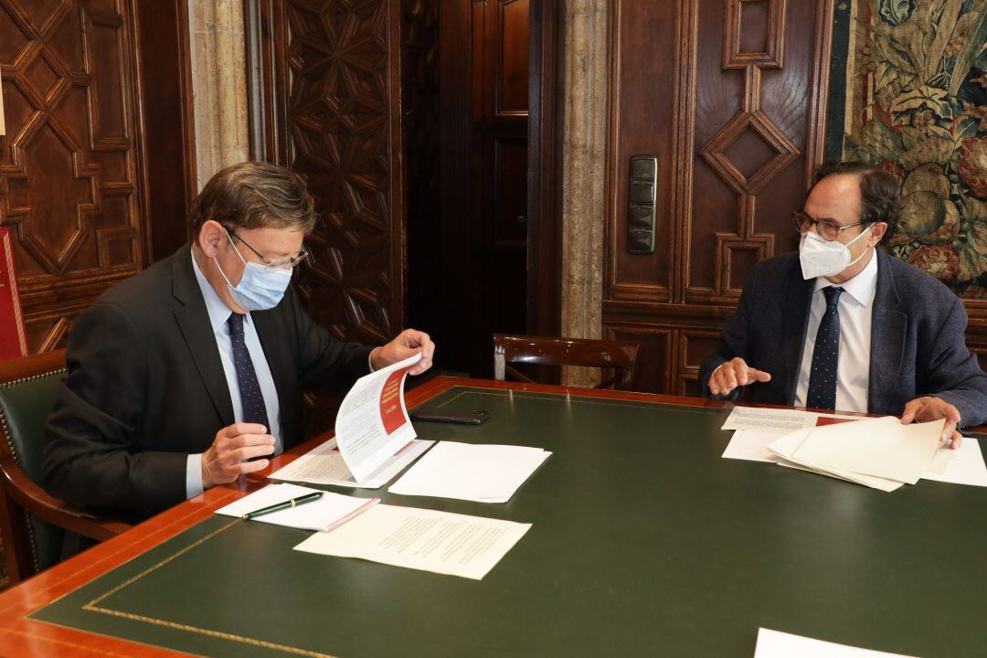 El president de la Generalitat, Ximo Puig y el conseller de Hacienda, Vicent Soler