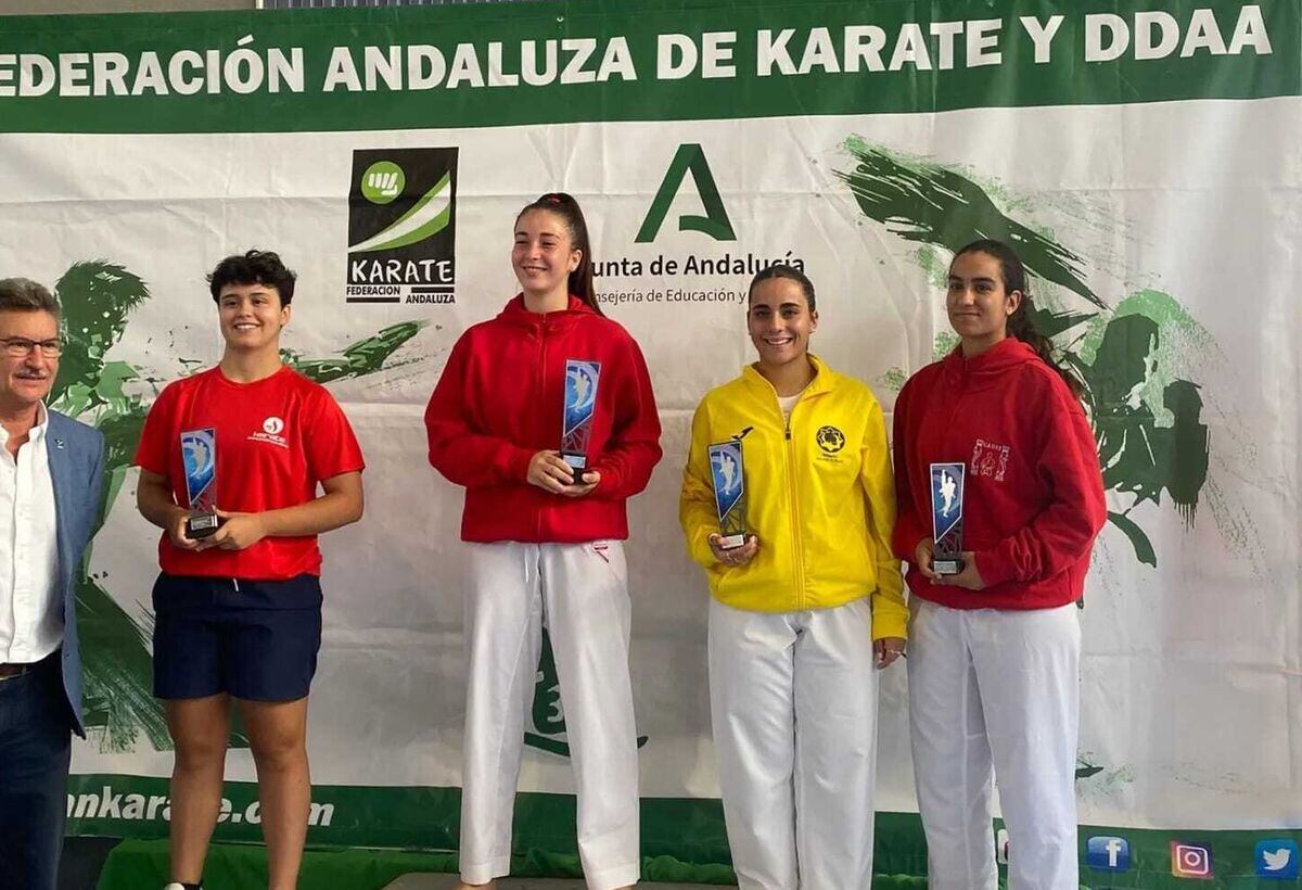 El Dakentai Jerez aportó 23 karatecas a la selección provincial